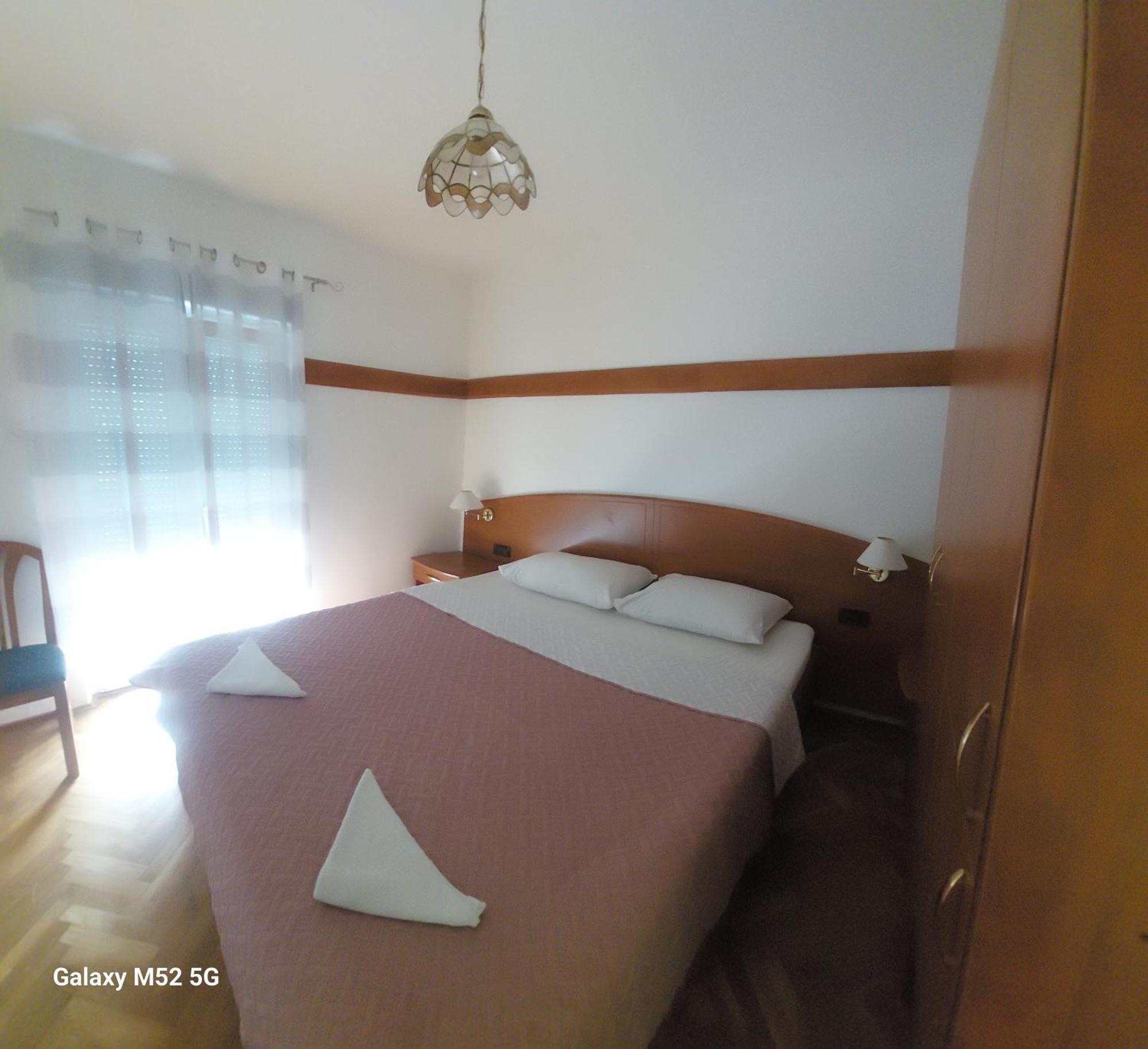 Apartmani Lana Rab Kampor Екстер'єр фото