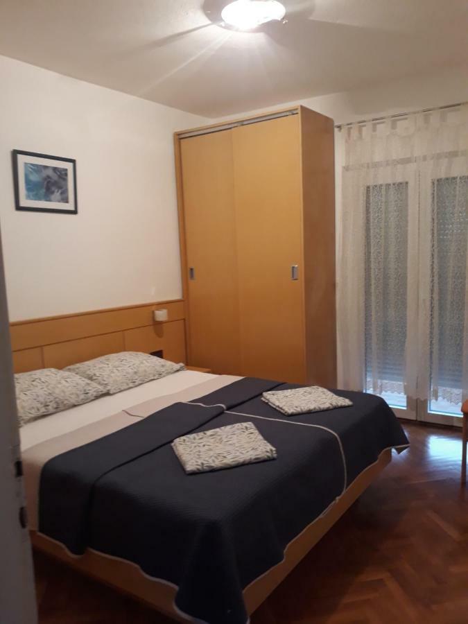 Apartmani Lana Rab Kampor Екстер'єр фото